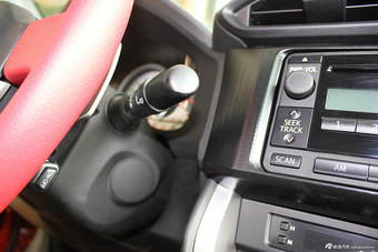 2013款丰田86 2.0L豪华自动版