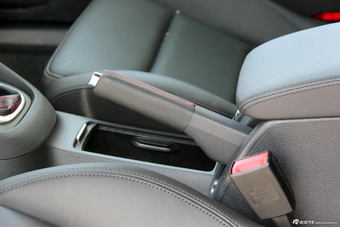 2013款高尔夫GIT敞篷版