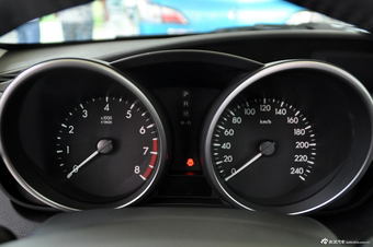 2013款马自达3星骋三厢1.6L自动精英型