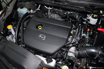 2013款马自达8 2.5L自动尊贵版