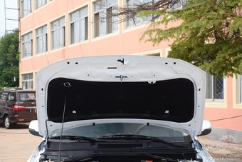 2016款凯翼X3 1.6L自动智联IV版