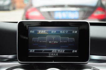 20015款奔驰C级C200旅行版