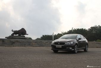 2014款DS 5LS THP200 1.6T自动豪华版图片