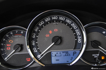 2016款雷凌1.6L自动新锐版E