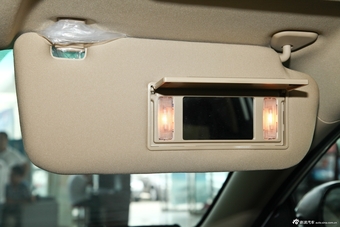 2014款福美来M5 1.6L自动舒适型