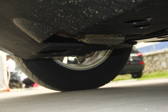 2015款众泰T600 1.5T手动豪华型