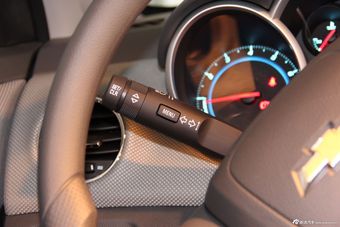 2012款科鲁兹1.6SE手动舒适版