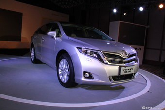 丰田2013款威飒2.7至尊四驱版