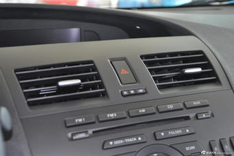 2013款马自达3星骋两厢1.6L自动精英型