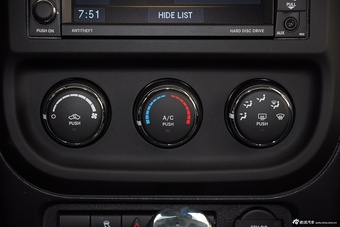 2014款自由客2.0L运动增强版