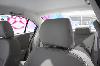 2015上海车展：悦翔V3