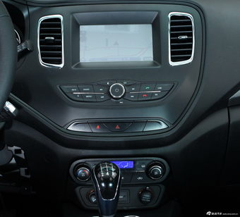 2014款英伦金刚两厢1.5L手动尊贵型