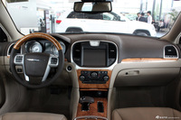 2013款克莱斯勒300C到店实拍