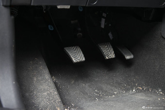 2015款中华V3 1.5L手动精英型