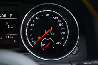 2016款尚酷1.4T自动Club版