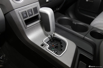 2010款红杉5.7L自动