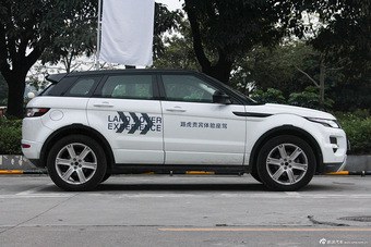 2015款揽胜极光2.0T自动锐动版