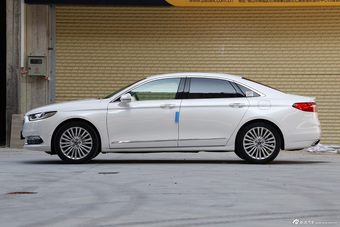 2015款金牛座2.0T自动至尊型