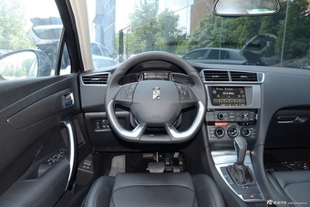 2016款DS 5LS 1.6T自动豪华版THP160