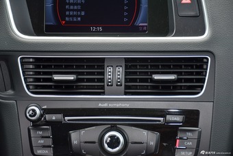 2016款奥迪Q5 2.0T自动40TFSI 特别版