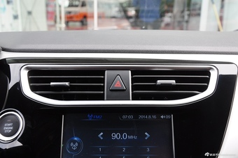 2015款中华V3 1.5L自动精英型