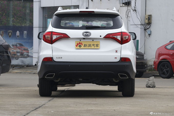 2016款比亚迪宋1.5TI手动豪华型