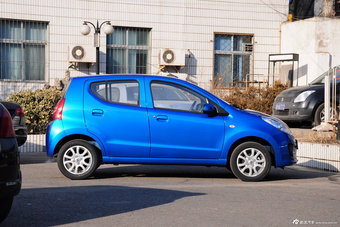 2013款新奥拓实拍