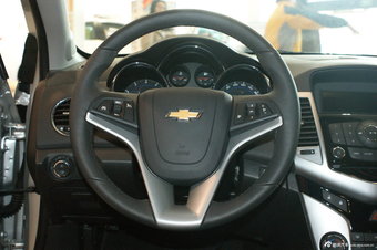 2012款科鲁兹1.8SX