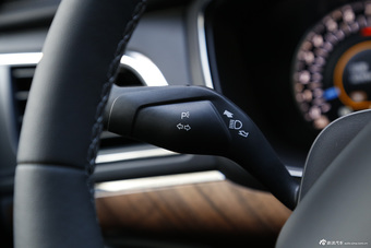 2015款金牛座2.0T自动至尊型