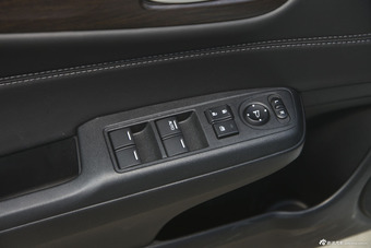 2016款杰德1.8L自动舒适版5座