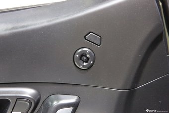 2015上海车展：陆风X5