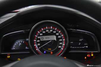 2016款马自达3昂克赛拉1.5L自动两厢豪华型