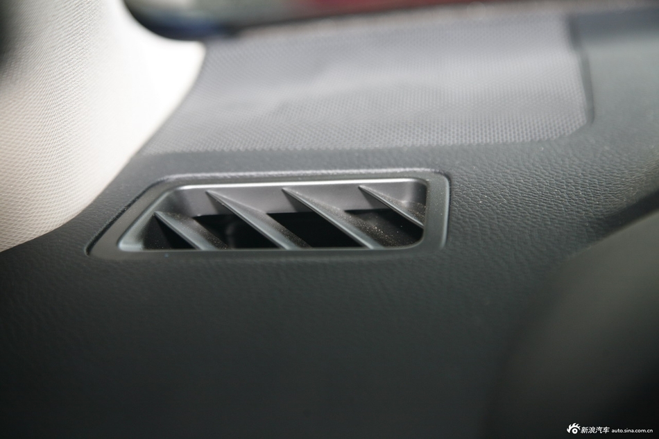 2014款斯巴鲁XV 2.0L精英版