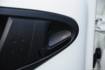 2015款比亚迪F0 1.0L手动尚酷型