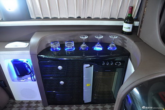 2013款中欧维达莱斯4座