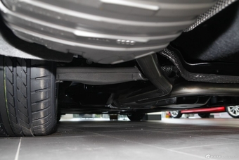 2013款奥迪A8L 45 TFSI quattro豪华型图片