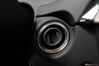 2013款奔驰C300运动型