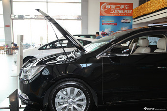 2013款君越2.4L SIDI领先舒适型