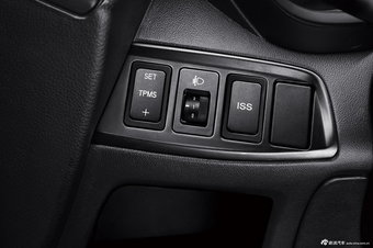 2013款夏利N7官方图