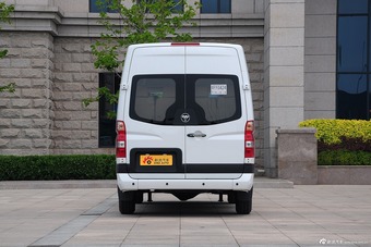 2015款图雅诺2.8T长轴商务版