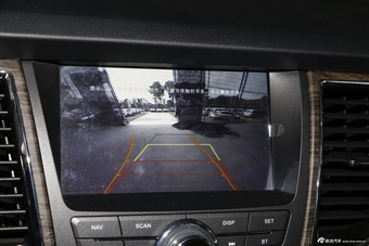 2013款瑞风M5 2.0T自动公务版