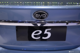 2015上海车展：比亚迪e5
