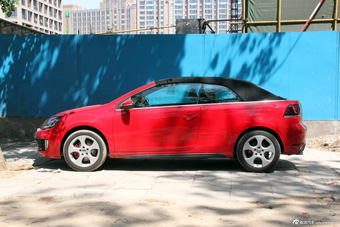 2013款高尔夫GIT敞篷版