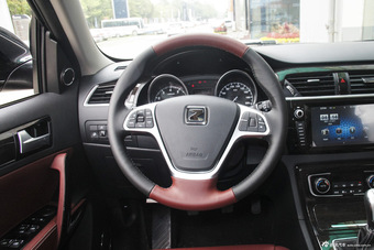 2015款众泰T600 2.0T手动尊贵型