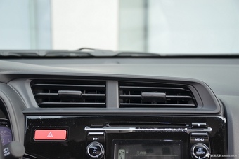 2016款飞度1.5L CVT LX舒适天窗型