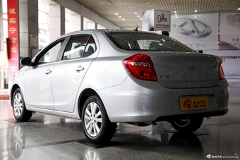 2013款奇瑞E3 1.5手动风尚版