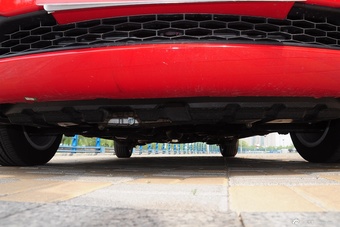 2015款吉利英伦C5 1.5L手动两厢尊贵型