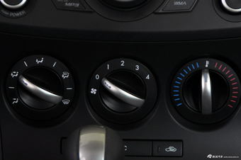 2013款马自达3星骋三厢1.6L自动精英型