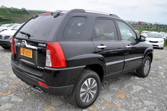 2013款狮跑2.0L GLS手动两驱版