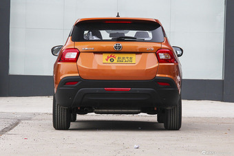 2015款中华V3 1.5L手动舒适型